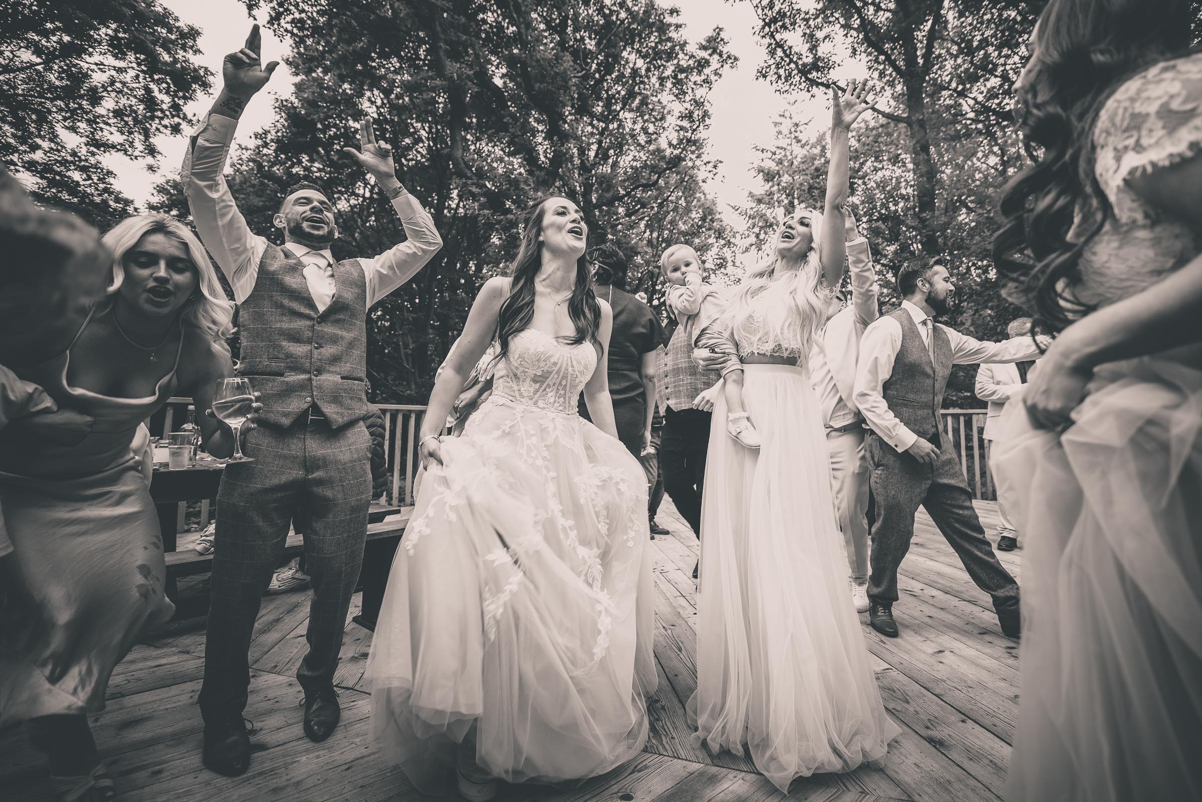 Featured image for “Tipi Wedding in the Wyre Forest”